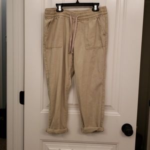 Old Navy Linen Capris